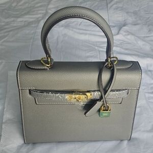 Elegant Gray Leather Handbag